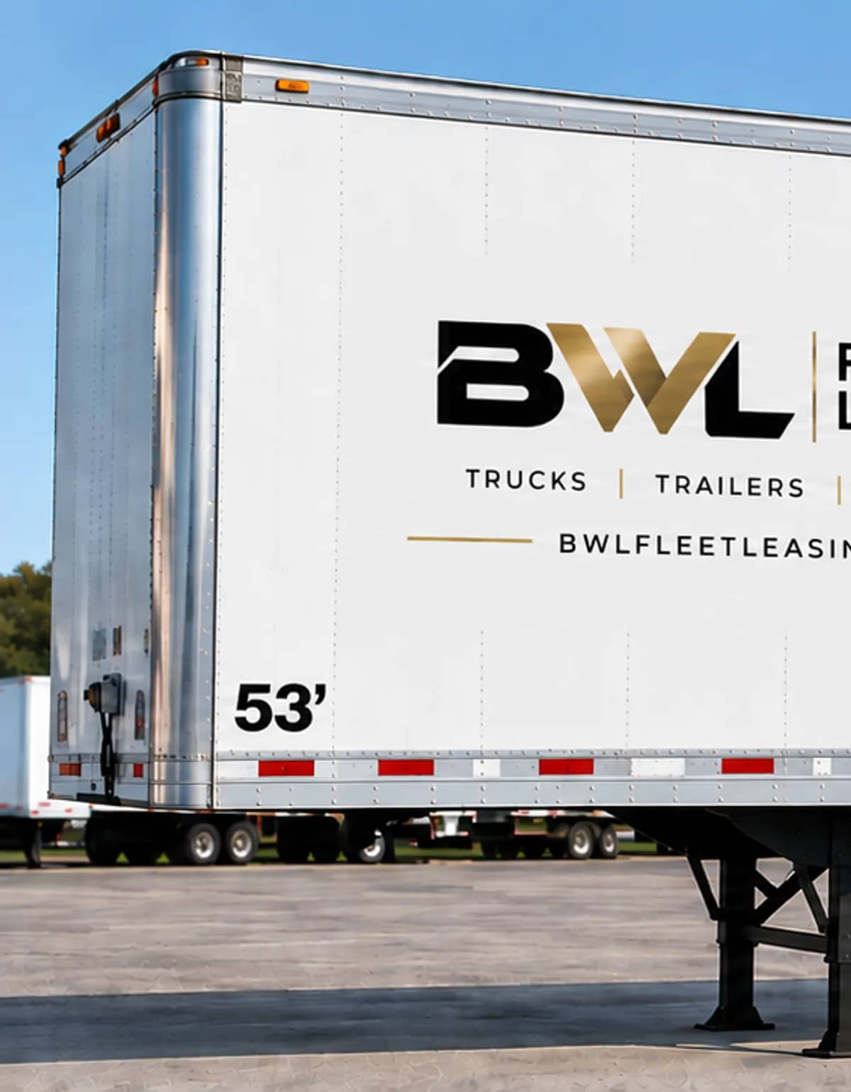 Front corner of a BWL Fleet Leasing 53-foot dry van trailer